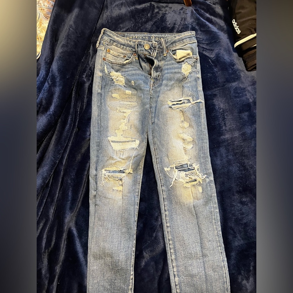 American eagle ripped styled jeans